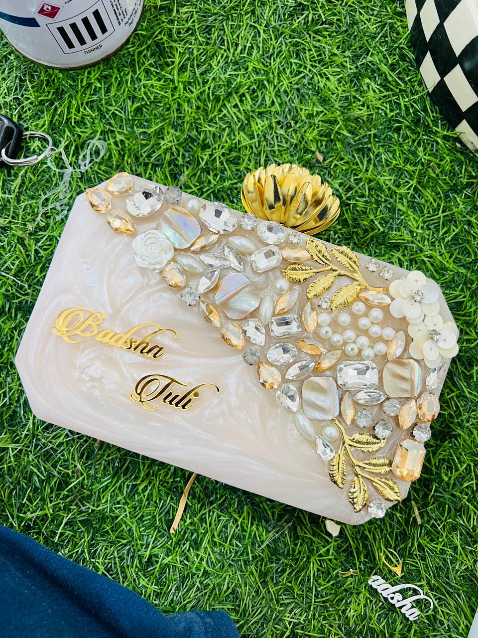 Resin Bridal Clutch 